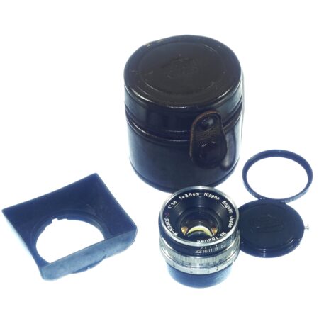 Nikon 3,5cm f1,8 W-Nikkor-C Screw mount "Nippon-Kogaku" rare lens with very uncommon-rare original Nikon lens hood, caps and leather case Mint- / Call or email for more info