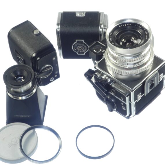 Hasselblad Super Wide C camera with VF & 3 film backs, finder, filter,cap.strap, Magnifying Hood/Chimney Finder Ex++ / Free Shipping