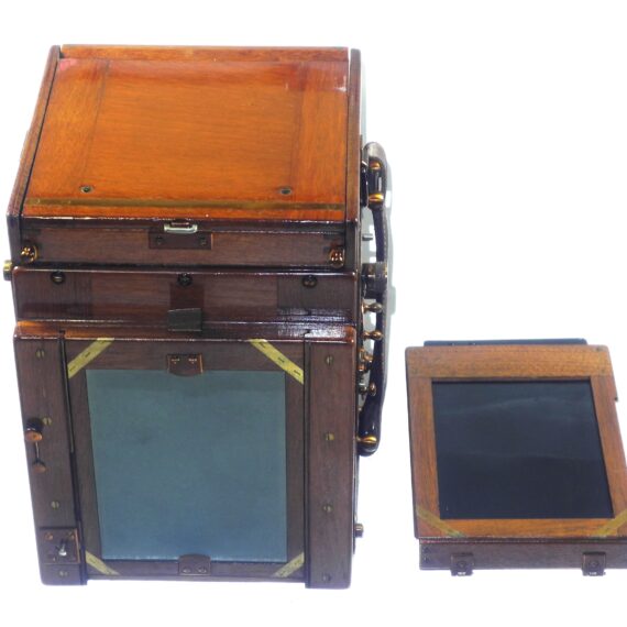 Ross Wooden camera with Ross London 6 1/2 in XPRES F4,5 Lens w/backs,cap, Ross original case, working complete camera in Ex++condition / free shipping