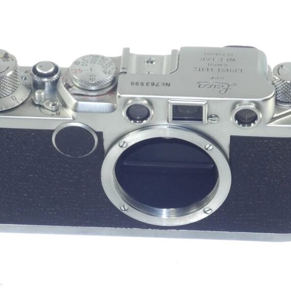 Leica IIF chrome Camera (Circa 1955) Ex++
