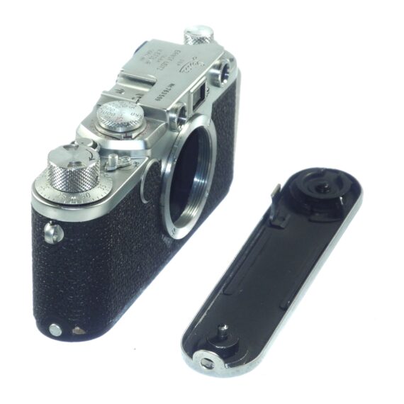 Leica IIF chrome Camera (Circa 1955) Ex++