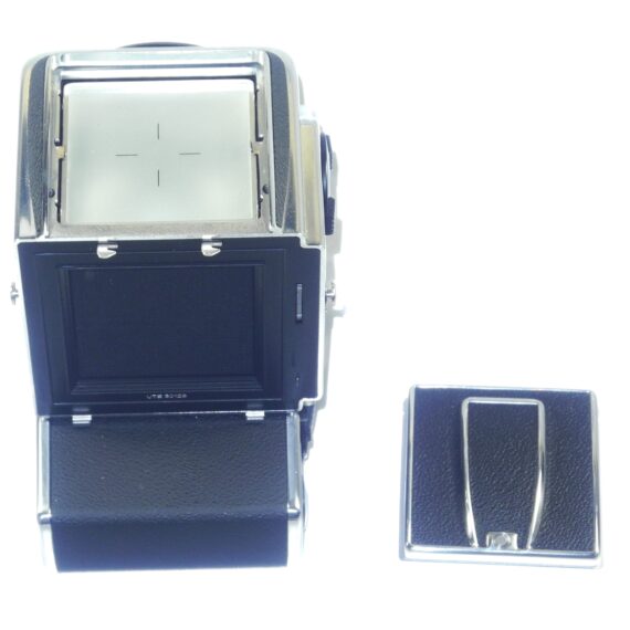 Hasselblad 500EL/M Chrome Camera W/original box, strap, cap, cable, manual- latest battery Mint- / Free Shipping