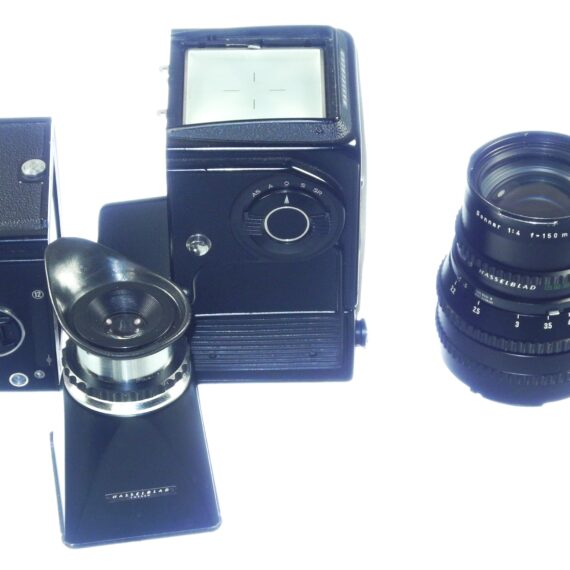 Hasselblad 500EL/M Black Camera with A12 magazine, Mag hood & 150mm black lens Ex++