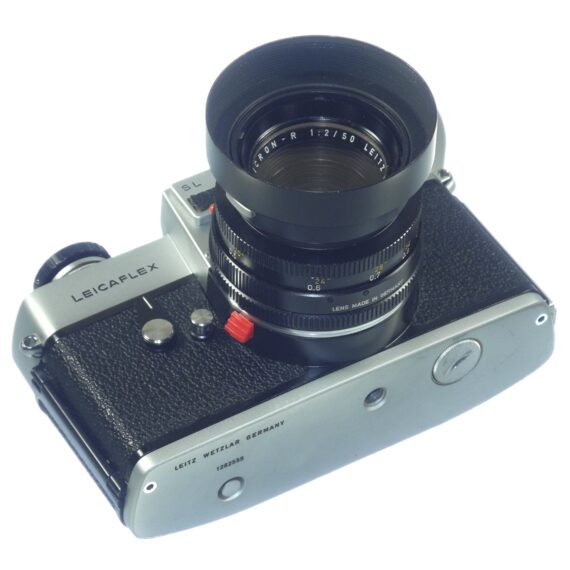 Leicaflex SL chrome camera with 50/2 Summicron-R lens, hood & case Mint- / Free Shipping