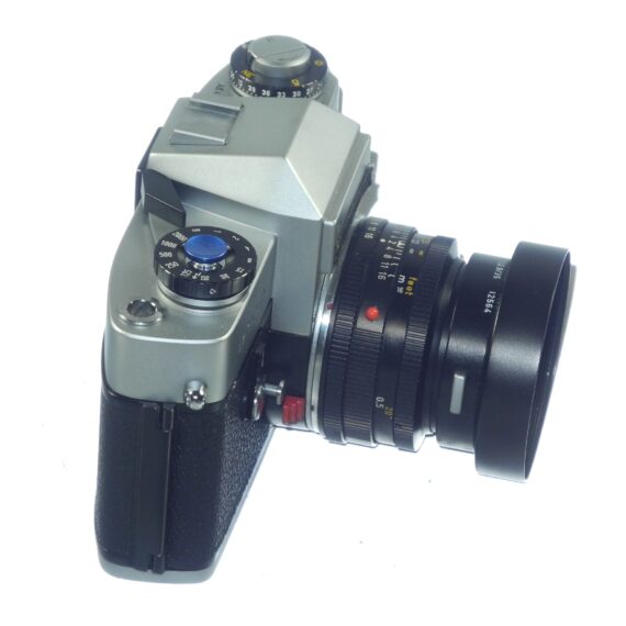 Leicaflex SL chrome camera with 50/2 Summicron-R lens, hood & case Mint- / Free Shipping