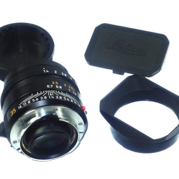Leica 35/ 1.4 Summilux-M ASPH. Black (E46) FLE Six Bit lens cat#11663 w/Leica hood, caps, leather case, filter Mint/- Free Shipping / ON HOLD