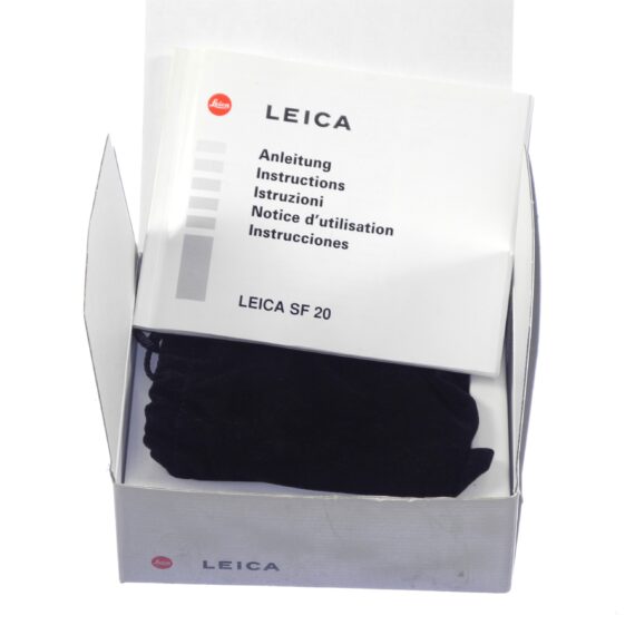 Leica SF20 Flash Cat #14414 sold with Leica box, case, Leica manual Mint-