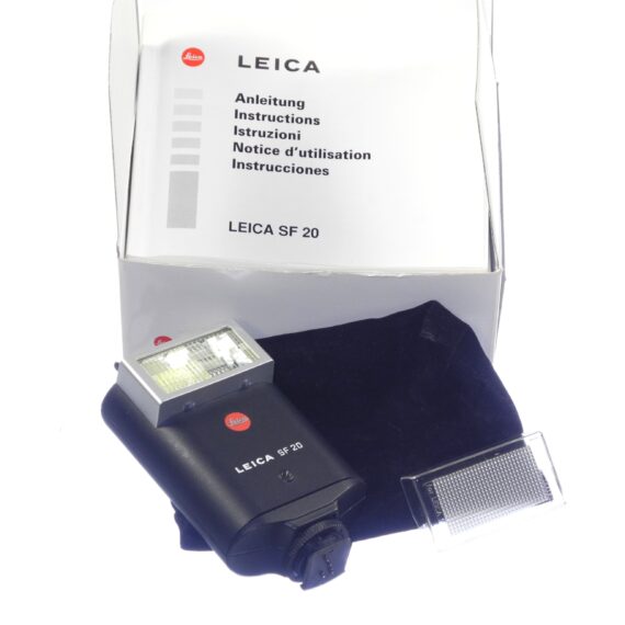 Leica SF20 Flash Cat #14414 sold with Leica box, case, Leica manual Mint-