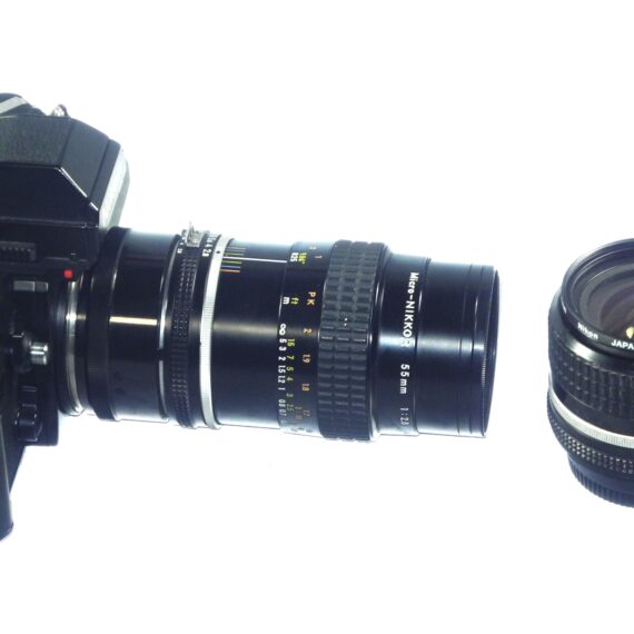 Nikon F3 HP camera with 2 Nikon lenses 55/2.8 Micro Nikkor & 24/2,8 Nikkor, Plus Nikon M2 Extension ring Ex++ / Free Shipping
