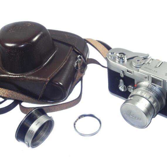 Leica M3 double stroke camera with Leica 50/2 Rigid Summicron ,with Leica case, cap, metal hood, filter (circa 1957) Just overhauled Ex+/++ Free Shipping