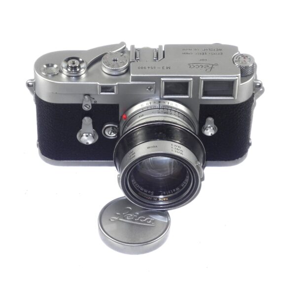Leica M3 double stroke camera with Leica 50/2 Rigid Summicron ,with Leica case, cap, metal hood, filter (circa 1957) Just overhauled Ex+/++ Free Shipping