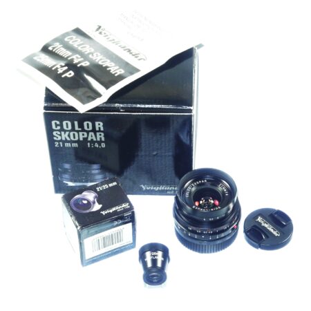 Voigtlander 21mm f/4 Color-Skopar P Lens Sold with 21/25 metal finder, hood and caps, in box Mint- / free shipping