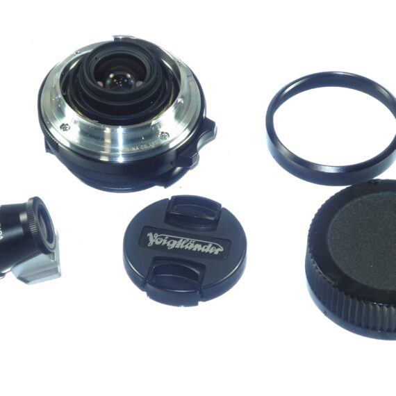 Voigtlander 21mm f/4 Color-Skopar P Lens Sold with 21/25 metal finder, hood and caps, in box Mint- / free shipping