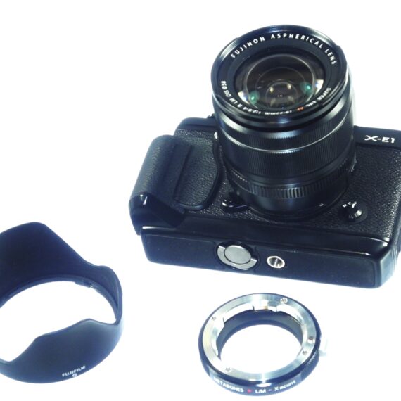 FUJIFILM X-E1, BLACK  16.3 MP Camera Sold with FUJINON XF 18-55MM F2.8-4 R LM OIOS, BLACK (WITH ORIGINAL Boxes) Grip & X to M adapt. M- / Free shipping