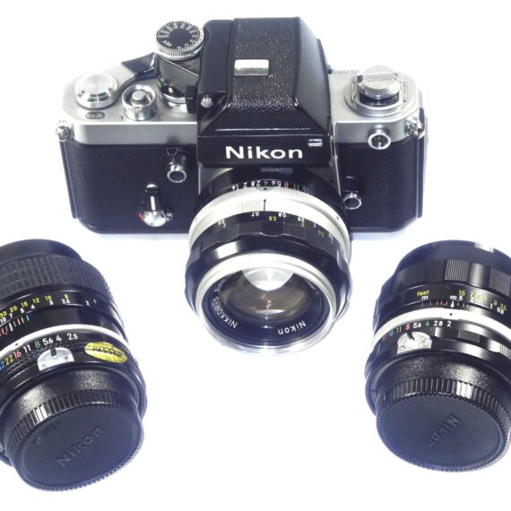 Nikon F2 Chrome (Circa 1972) + 50mm f/1.4 Nikkor‑S Auto + 28mm f/2 Nikkor‑N Auto + 105mm f/2.5 Nikkor — EX++ / Mint‑ Nice Vintage Outfit / Free Shipping