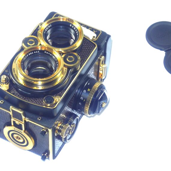 Rollei Aurum TLR Limited Edition Like New camera set with complete presentation Original Box, Wooden Case, Special Strap, Camera Cap, Manuals, Warranty Cards / Free Shipping