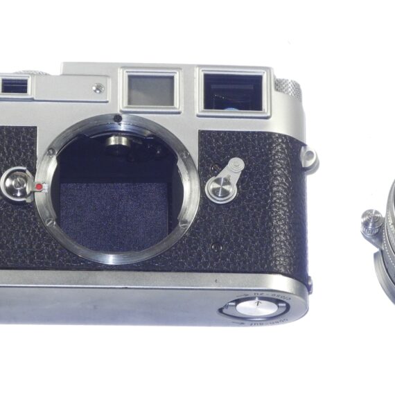 Leica M3 single Stroke (1961) camera sold with Leica 50/1,5 Summarit this set was just fully overhauled Ex+/Ex++ Free Shipping